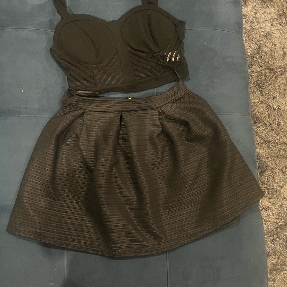 Elegant Black Women's Skirt